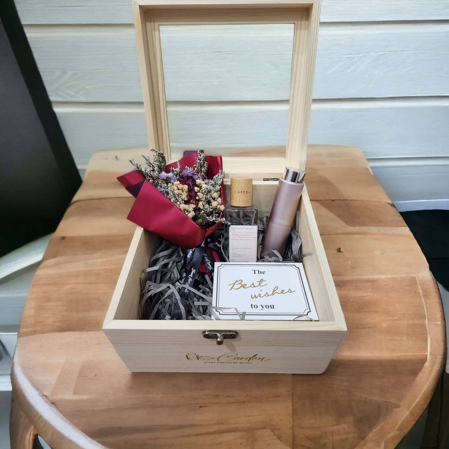 Carden Perfume Set (Wooden Box)