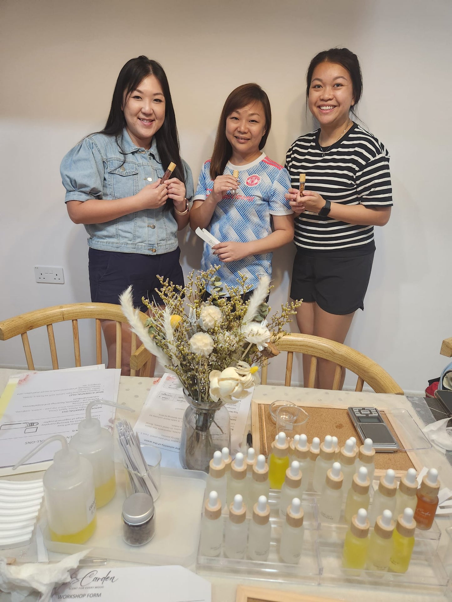 Crystal Essential Oil roll-on workshop